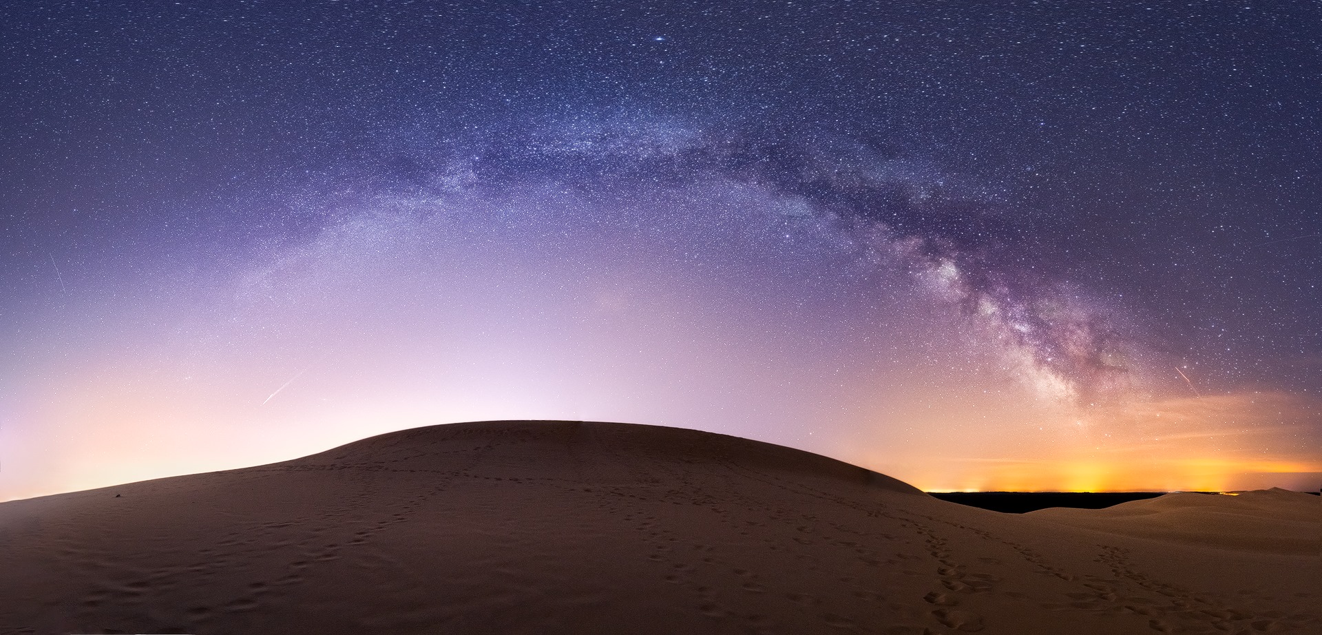 Panoramique à 180° de la voie lactée sur la Dune du Pilat