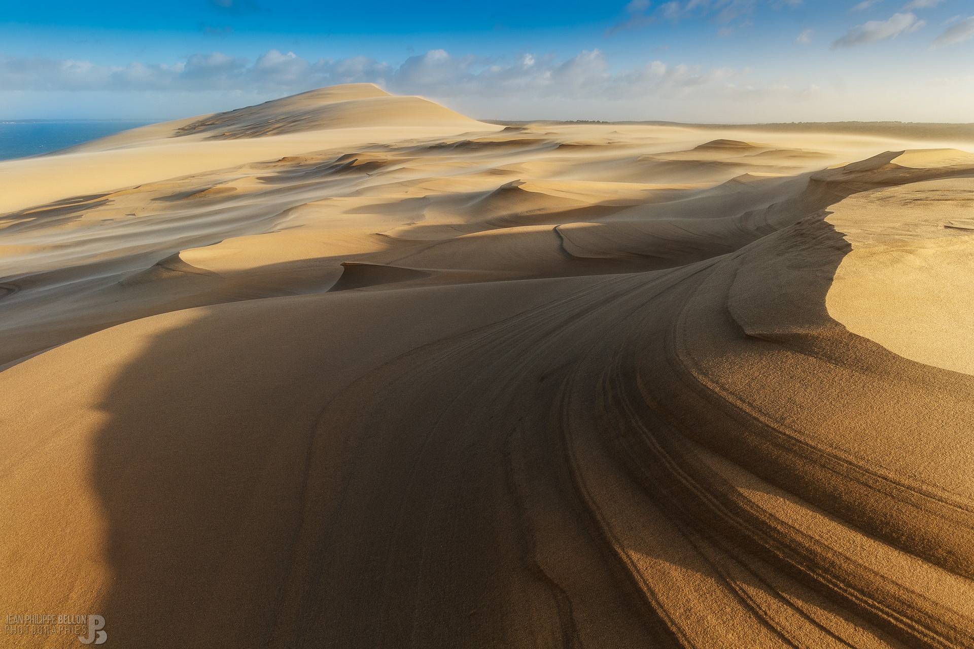 Lever de soleil sur la Dune du Pilat pendant la tempête Leiv